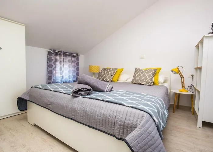 Arena Center Apartman *